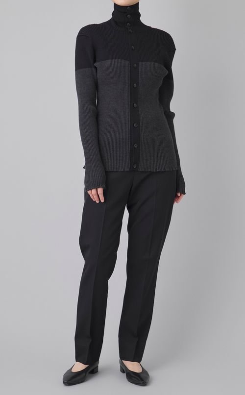 ウールストレートパンツ