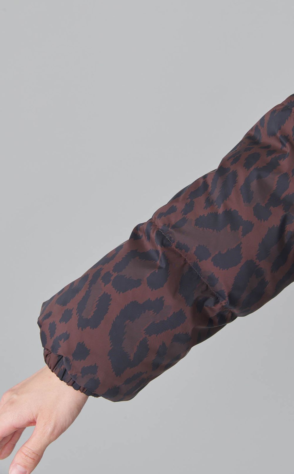 レオパードリバーシブル中綿ダウン