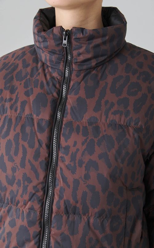 レオパードリバーシブル中綿ダウン