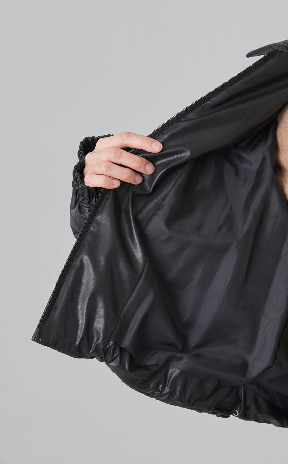 中綿ショートブルゾン