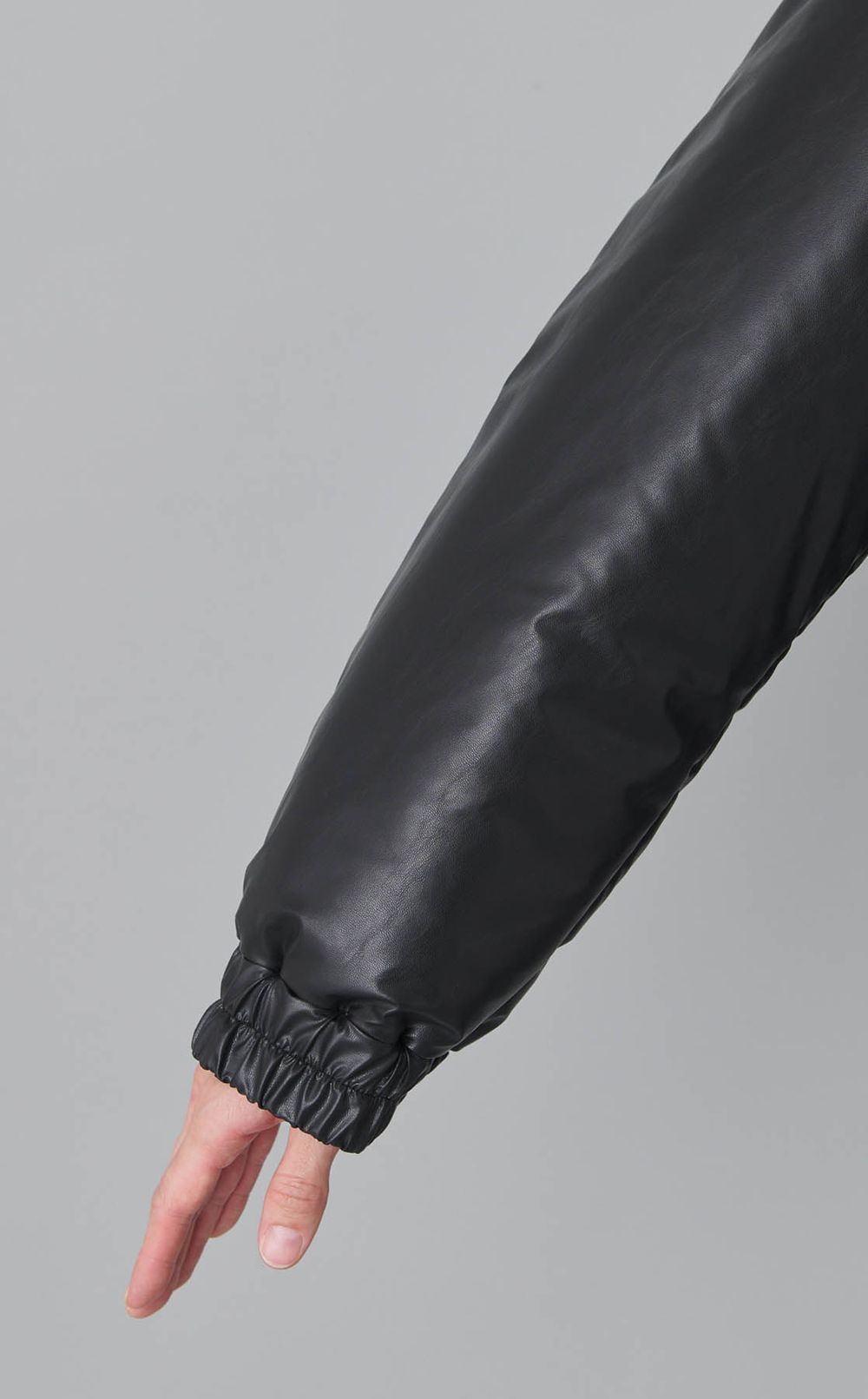 中綿ショートブルゾン