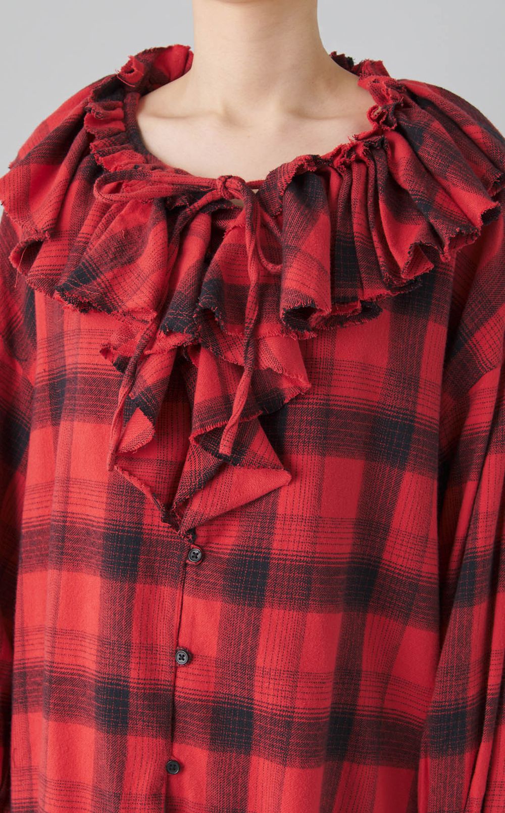 ネルチェックラッフルブラウス