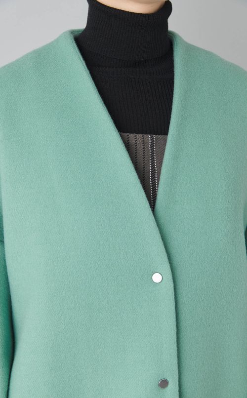 ウールショートノーカラーコート