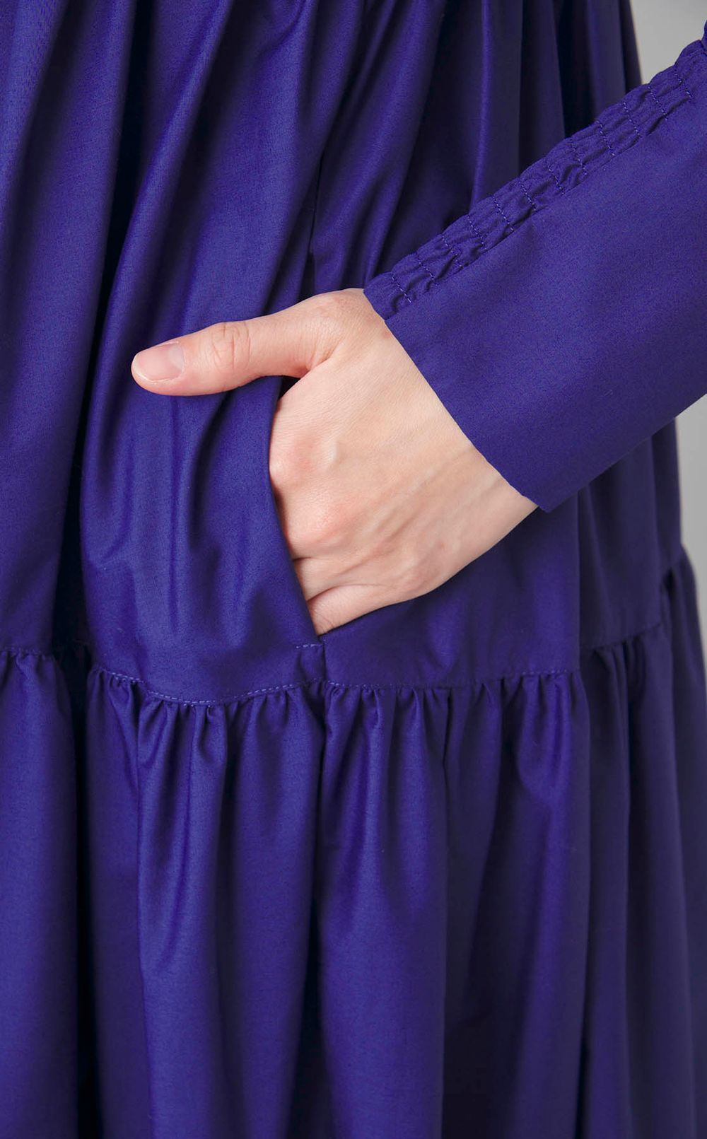 ギャザーティアードロングワンピース