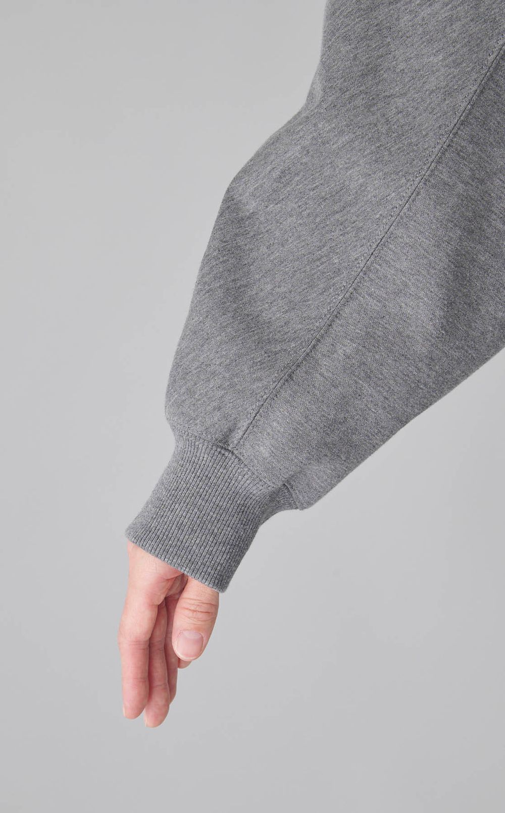 オーバーサイズジップアップフーディ