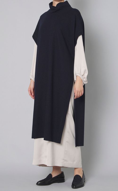 ミルドスムーススタンドネックロングベスト