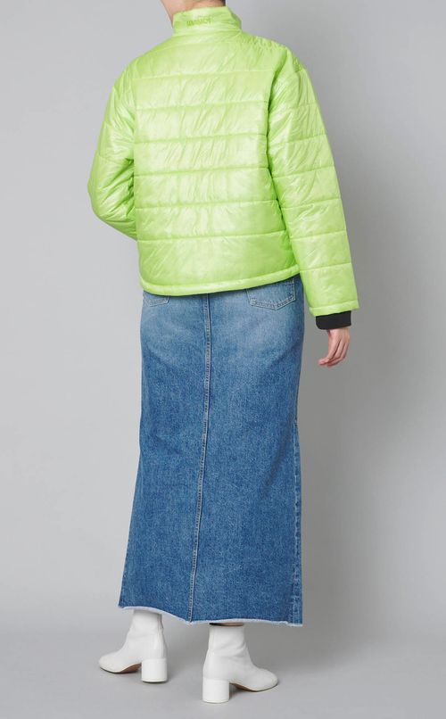 タウンパフジャケット