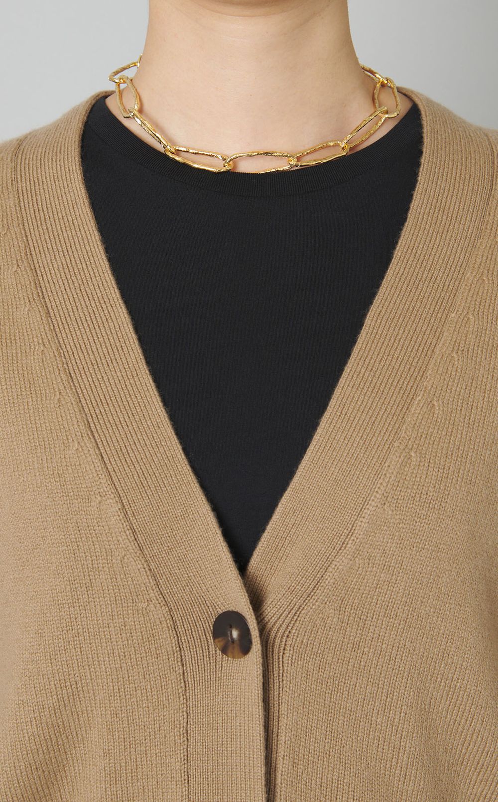 ゴールドカラーチェーンネックレス