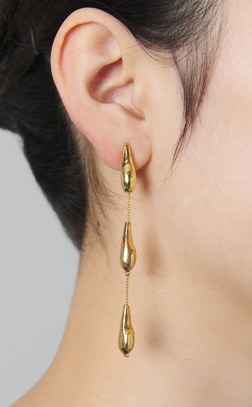 しずくロングイヤリング