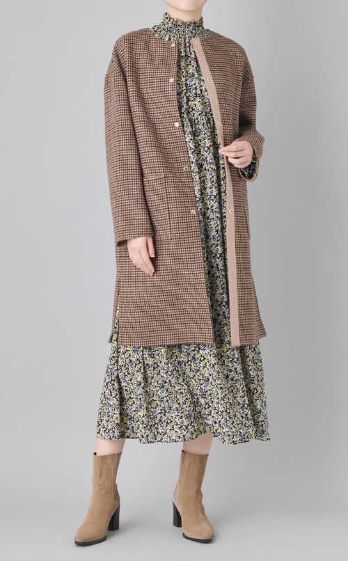 リバーシブルノーカラーミドルコート