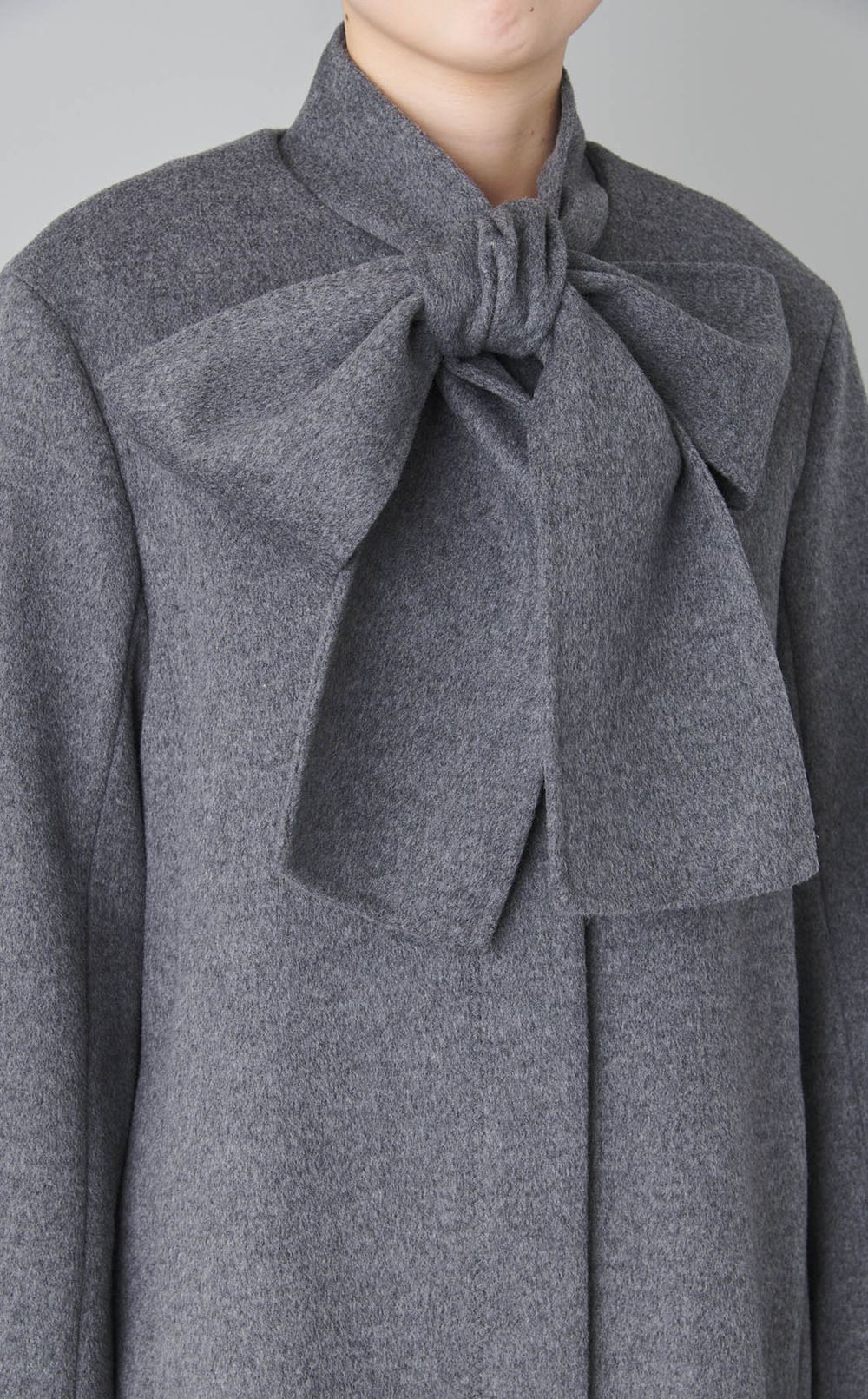 リボンストール付きノーカラーコート