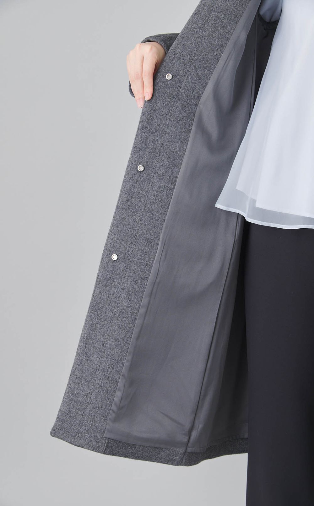 リボンストール付きノーカラーコート