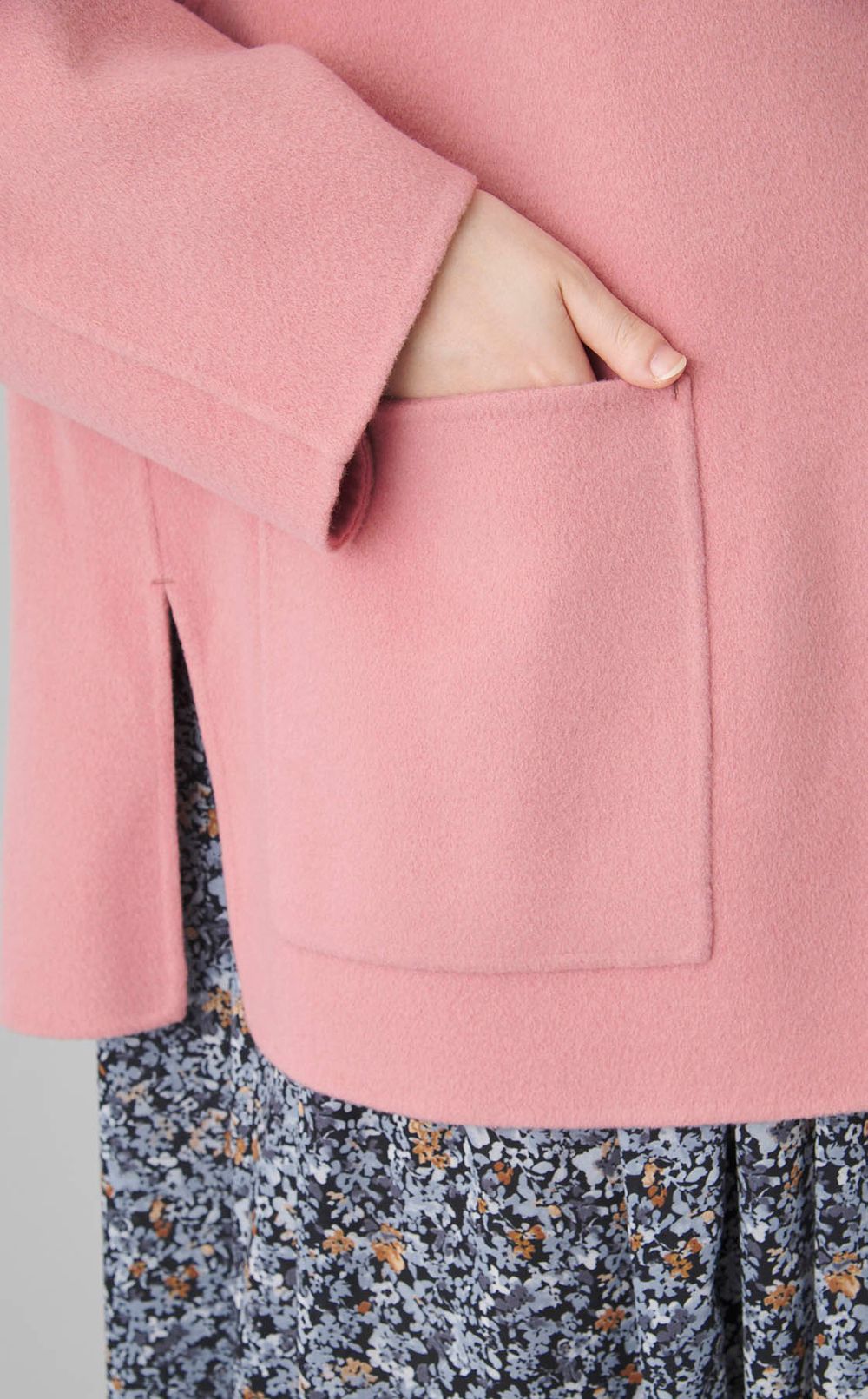 リバーオープンカラーショートコート