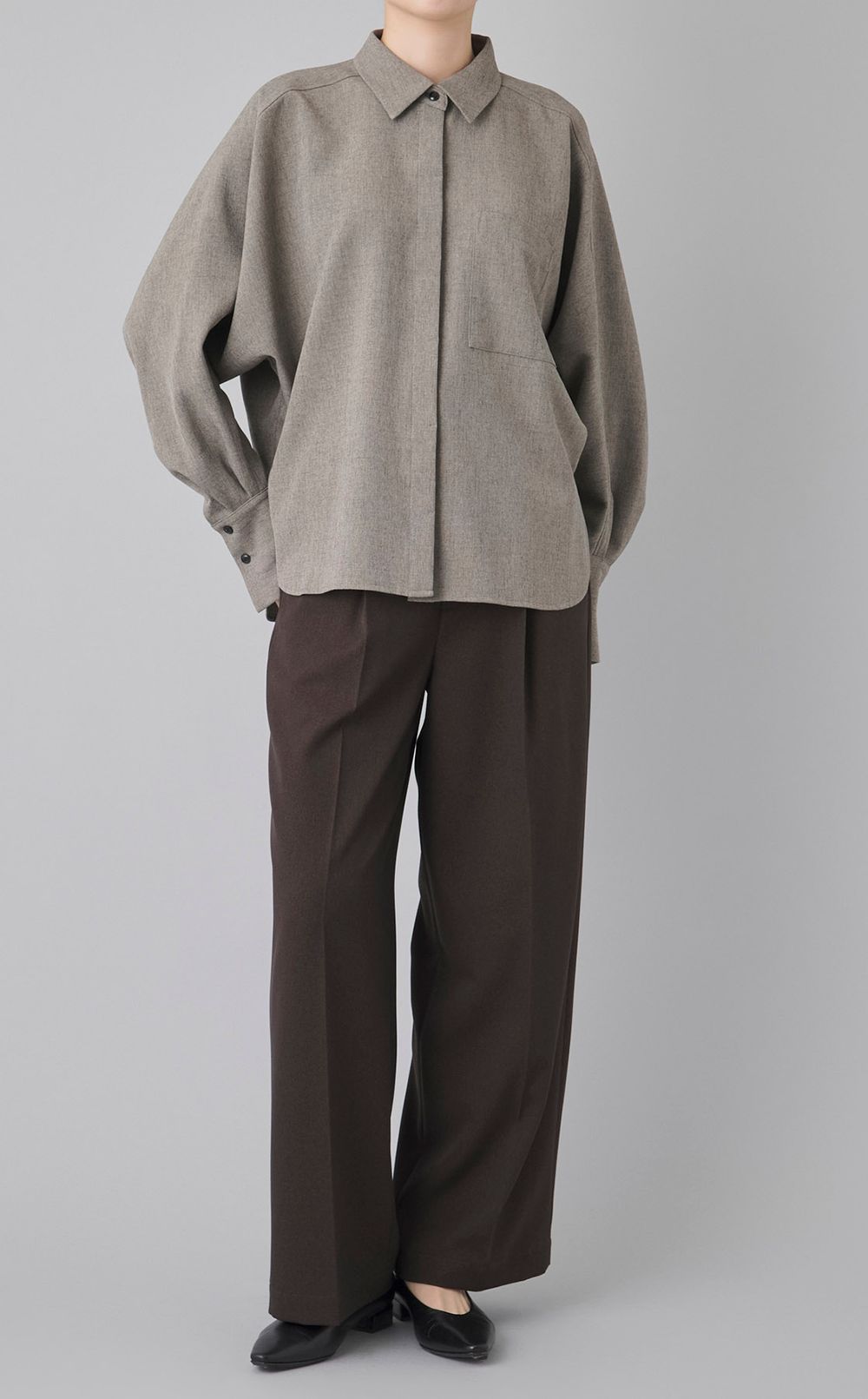 ドルマンスリーブツイルシャツ