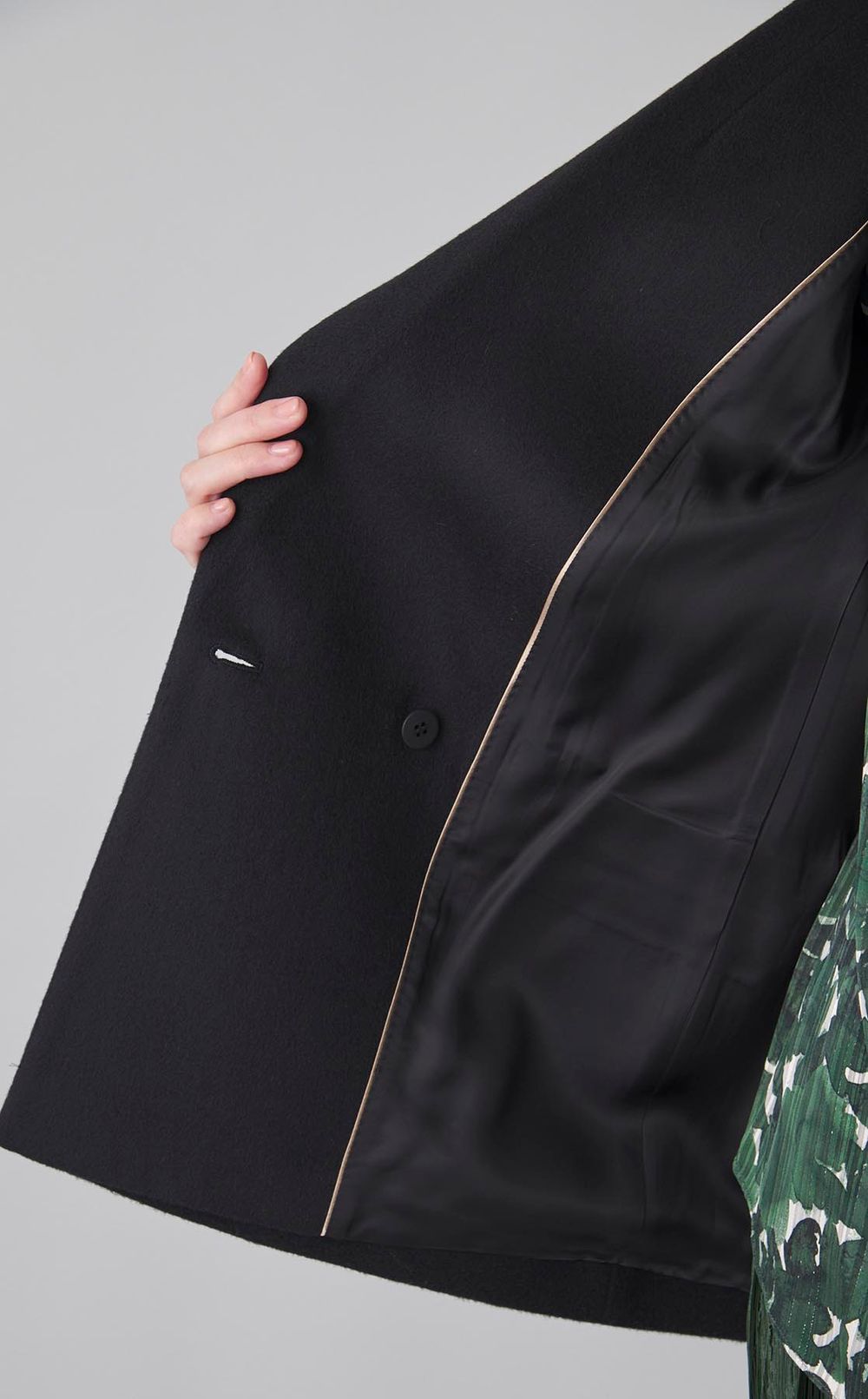 2ボタンテーラードジャケット