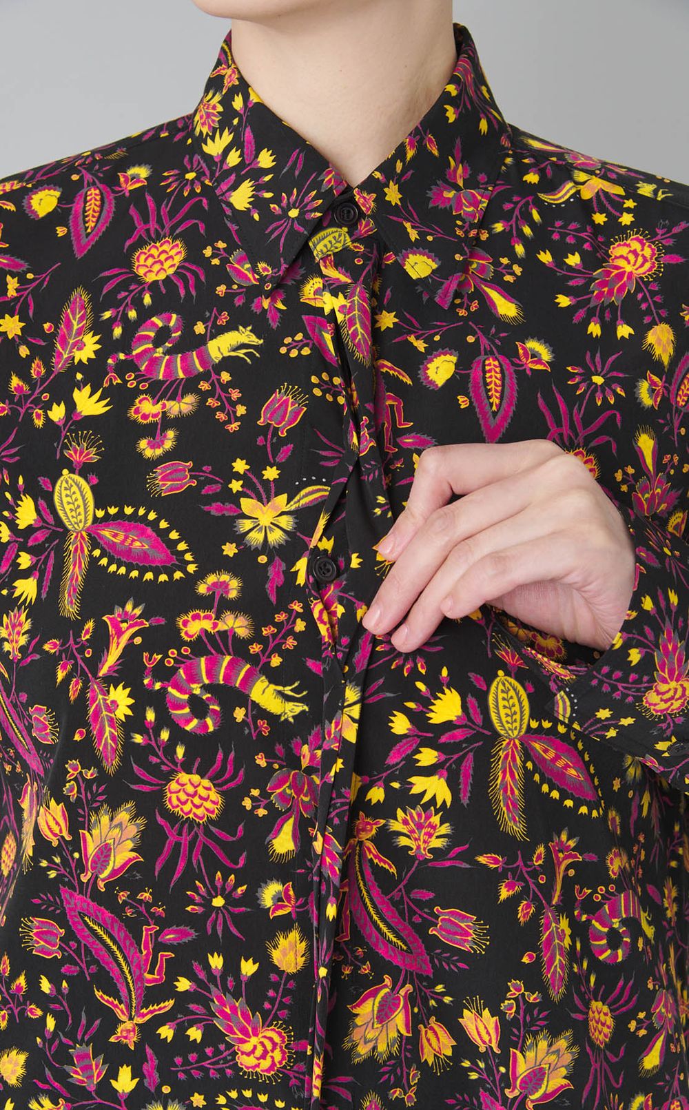 フラワープリン卜ロングシャツ