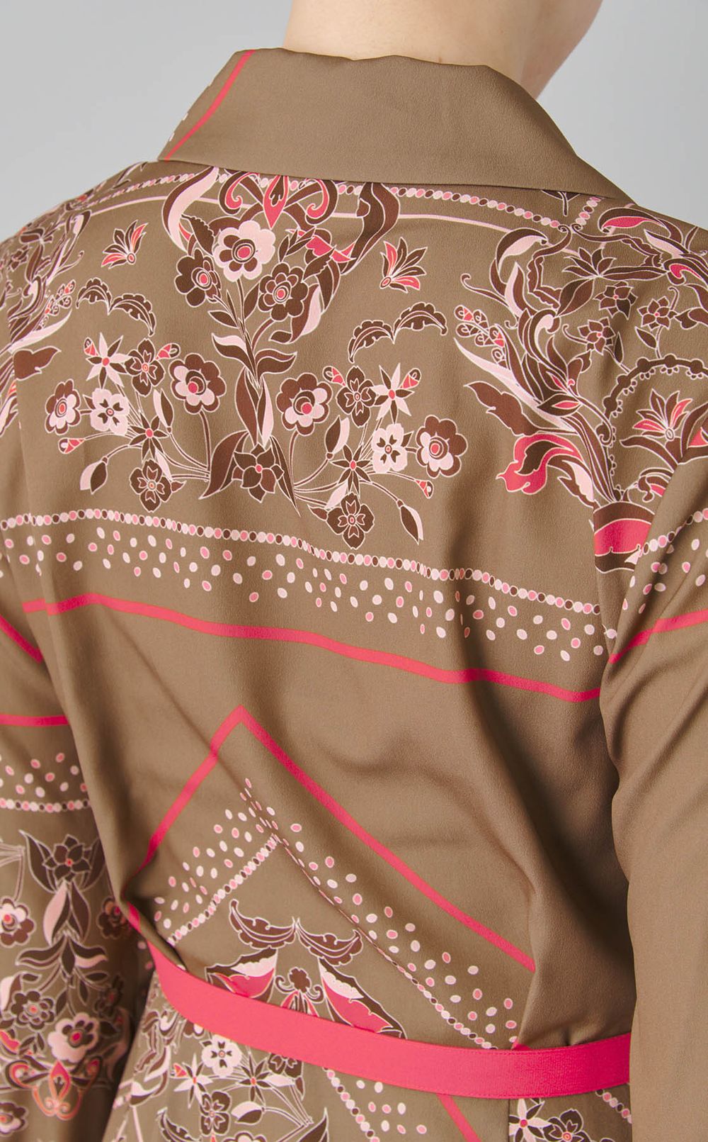 スカーフプリントプリーツワンピース