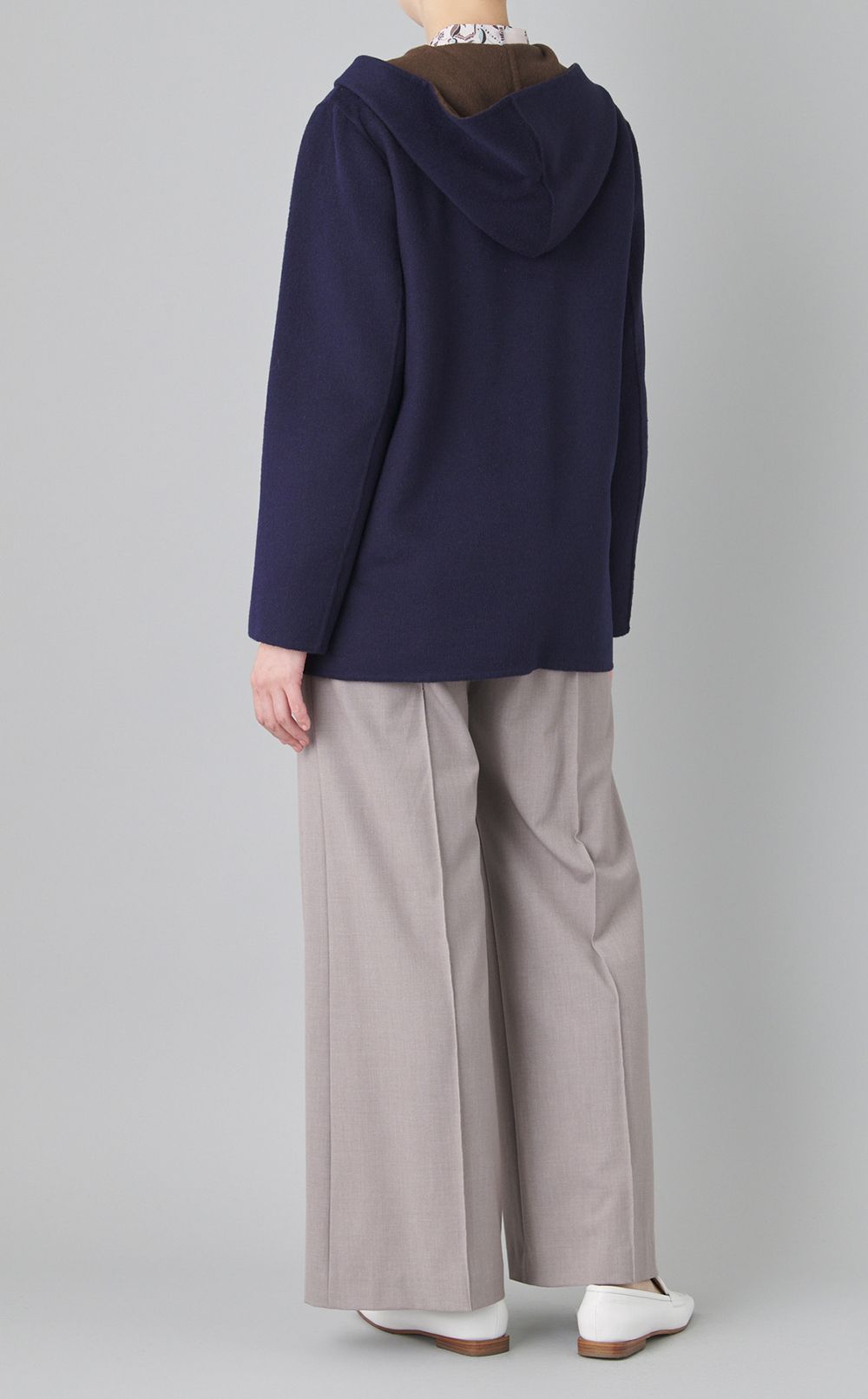 リバーシブルフーディコート