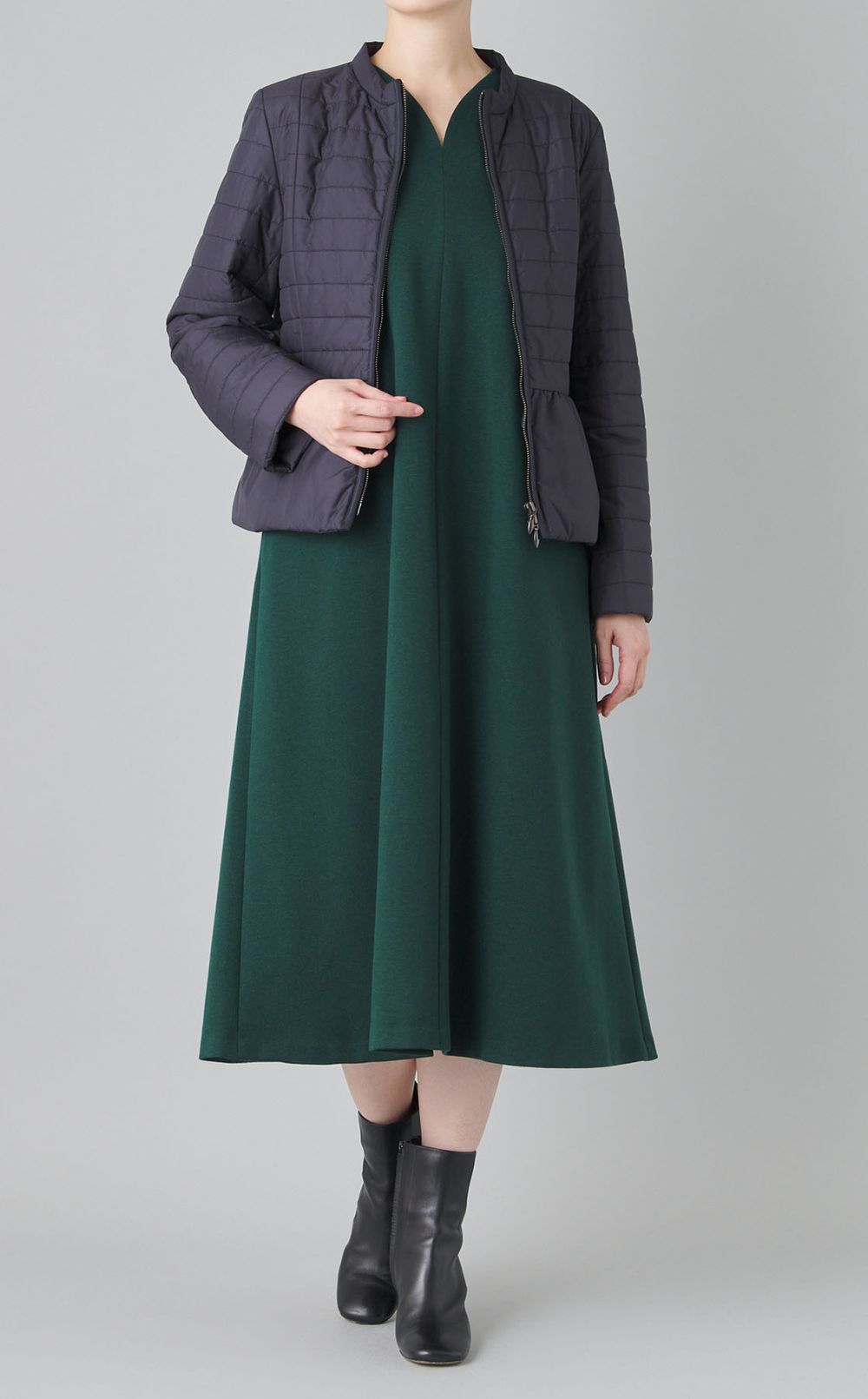 ペプラムキルトショートブルゾン