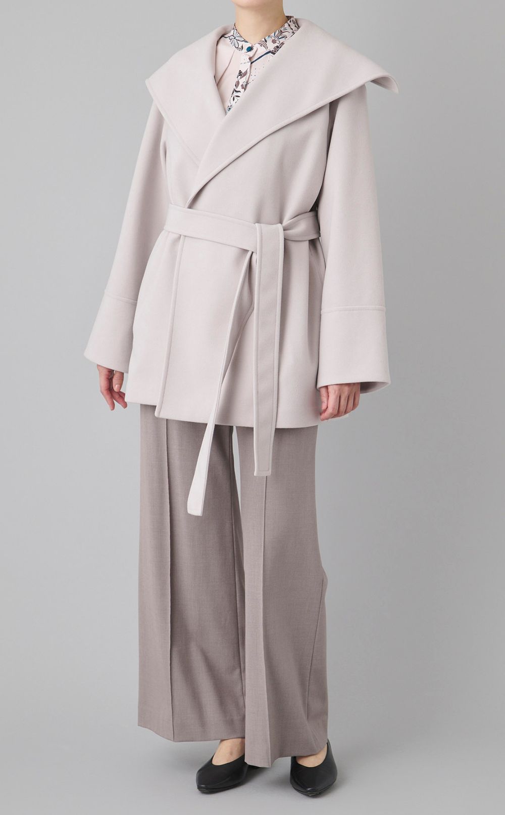 ショールカラーショートコート