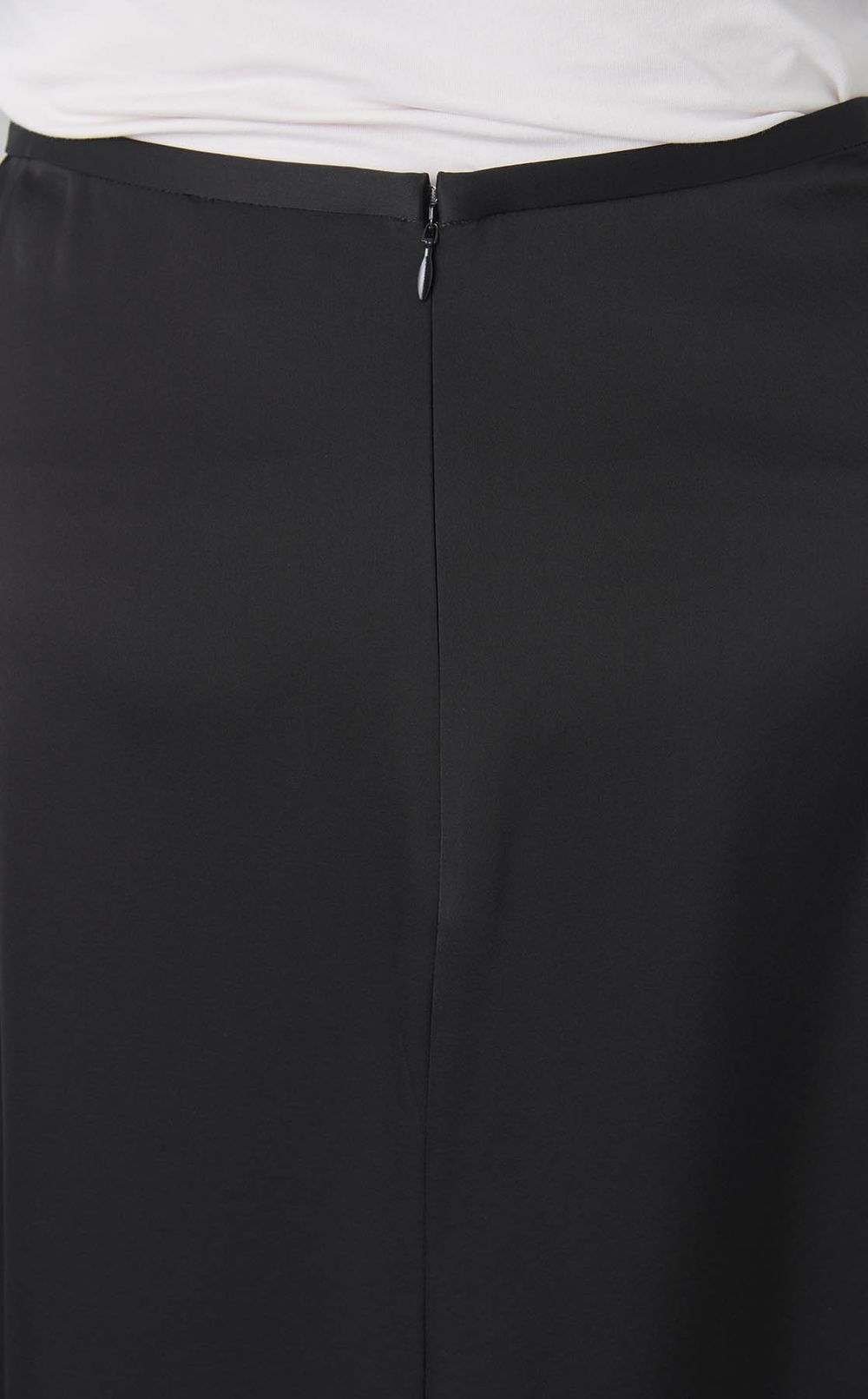 サテンAラインマキシスカート