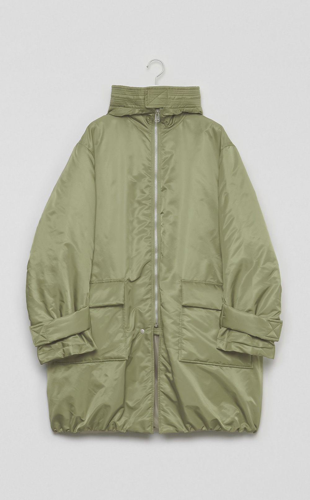 ナイロンサテンパデッドコート