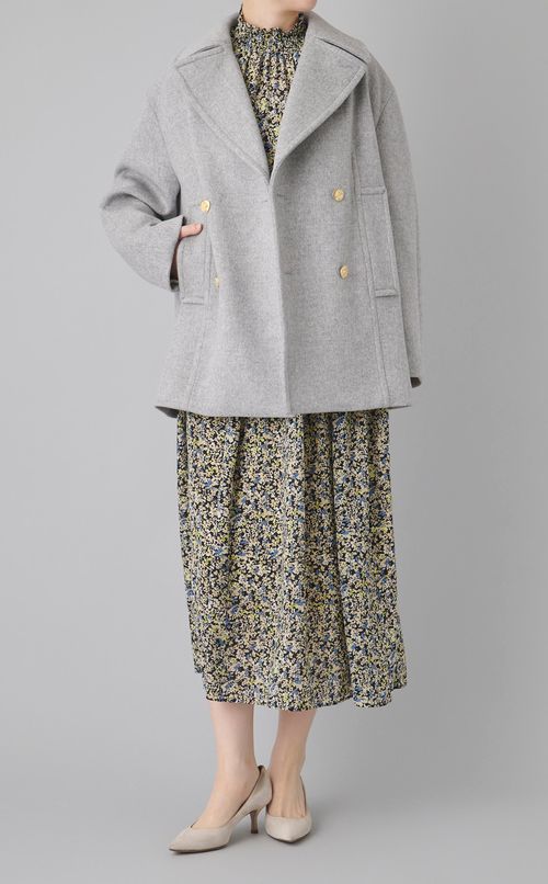 フラワープリントシャーリングワンピース