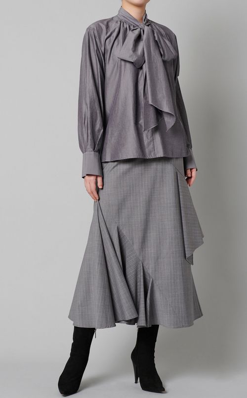 アシンメトリーフリルスカート