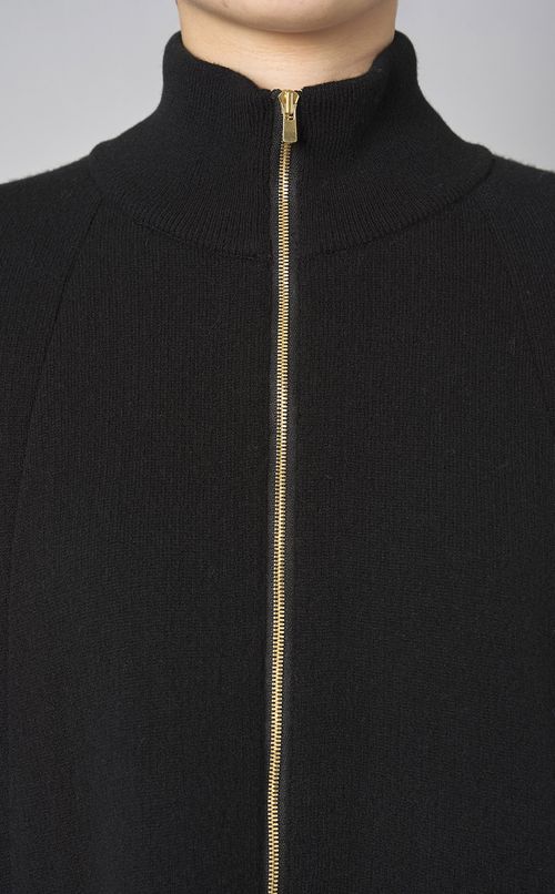 袖フリルニットジップベスト