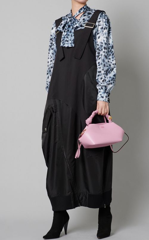 Ganniツイストハンドルバッグ