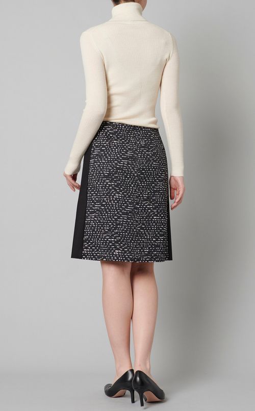 モノトーンツイードスカート