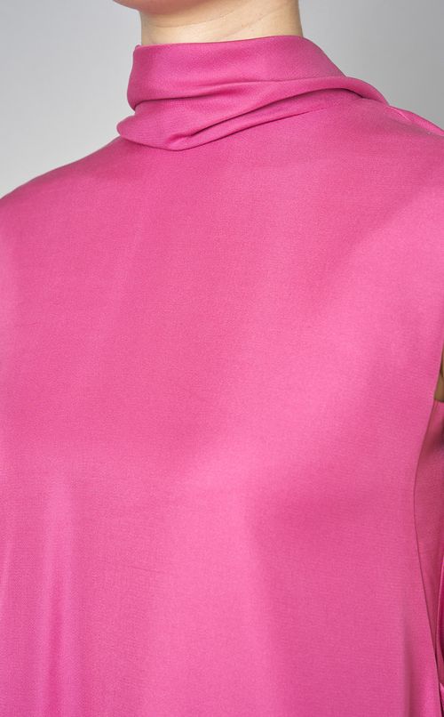 シルクハイネックノースリーブワンピース