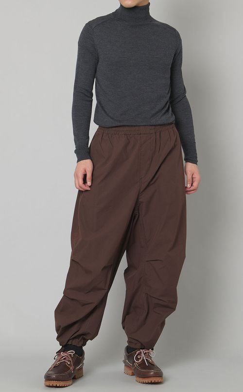 エラスティックダブルダーツパンツ