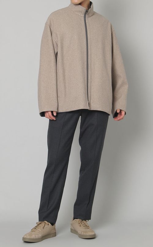 リバーシブルスタンドブルゾン