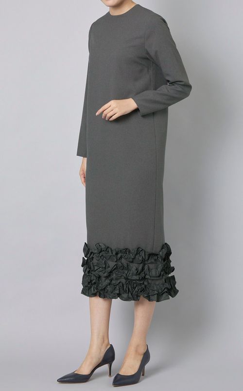 ヘムフリルロングワンピース