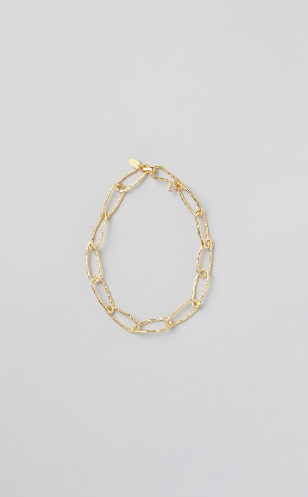 ゴールドカラーチェーンネックレス