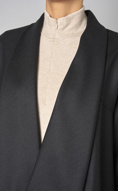 ストレッチウールガウンジャケット