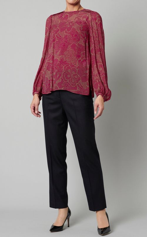 フラワープリントプルオーバーブラウス