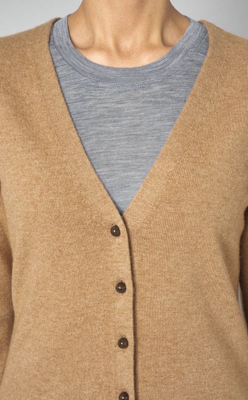 ウールVネックカーディガン