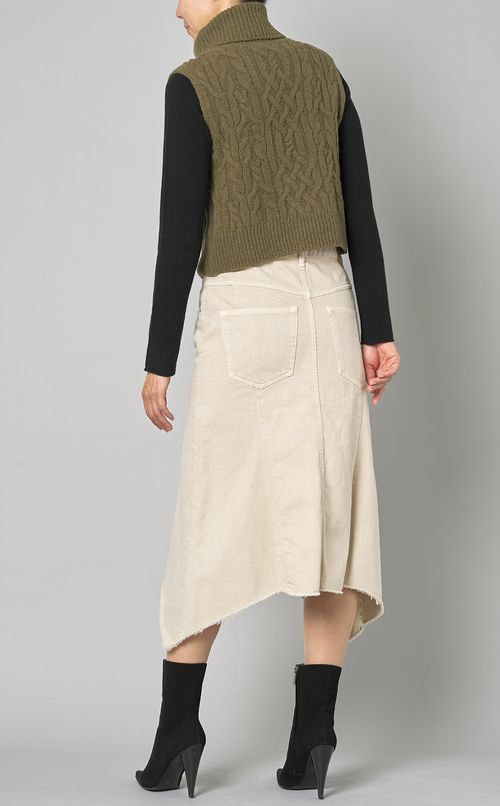 ウールケーブルタートルネックベスト