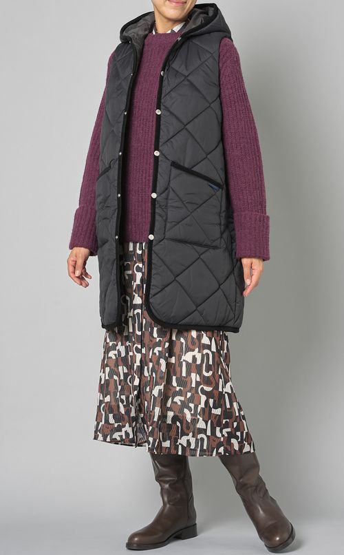 ダイヤキルティングロングジレ