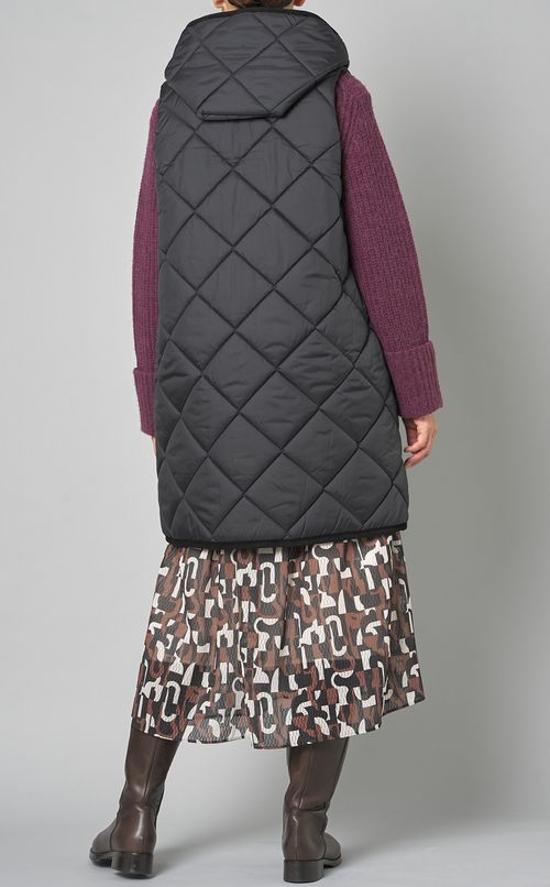 ダイヤキルティングロングジレ