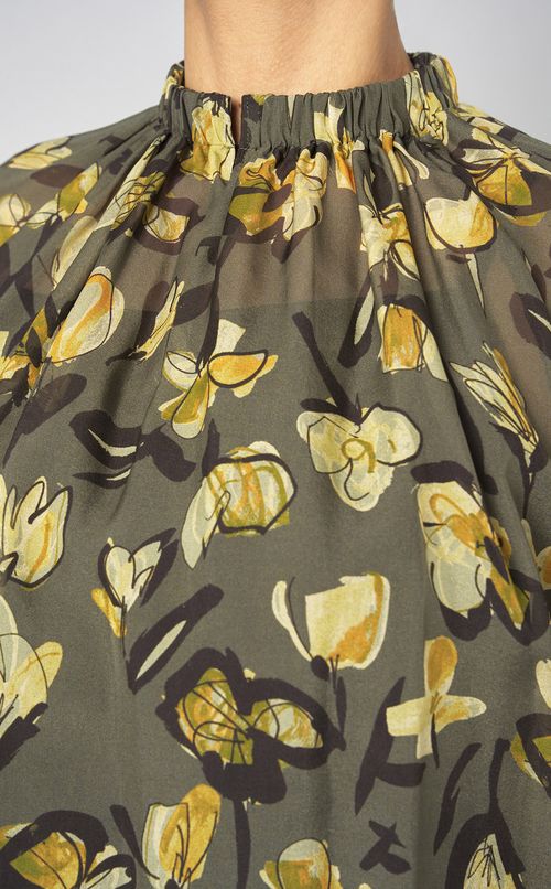 リーフプリントカフギャザーブラウス