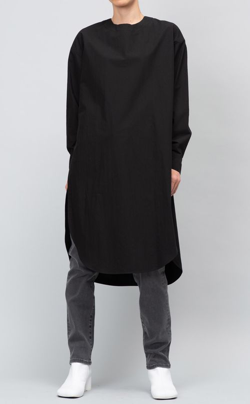 サイドスリットロングシャツ