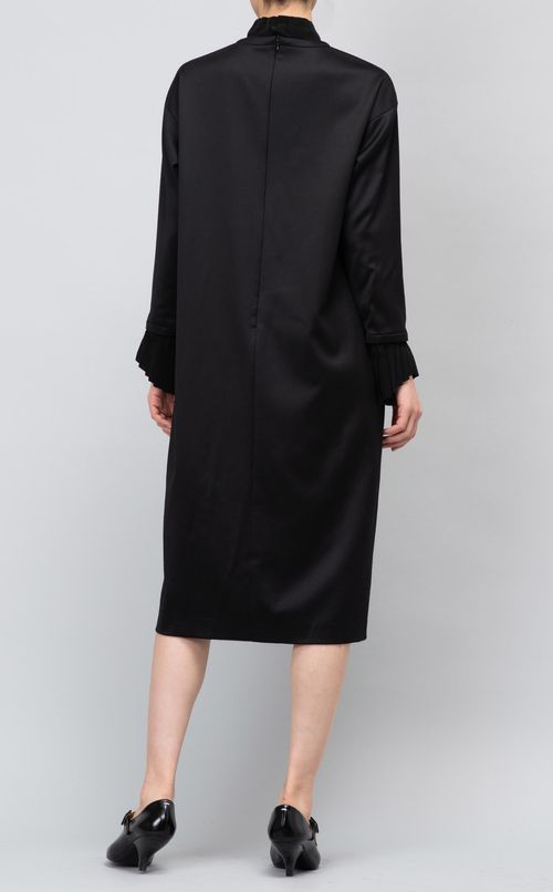 ウール混コクーンワンピース