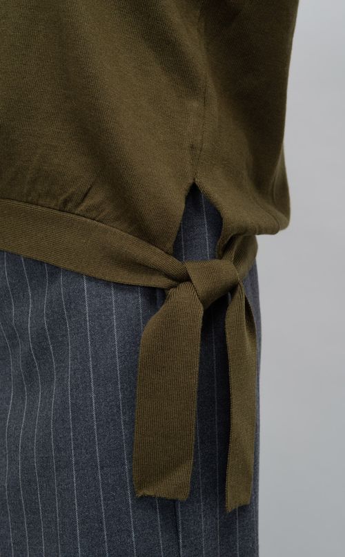 ボリュームスリーブニットプルオーバー