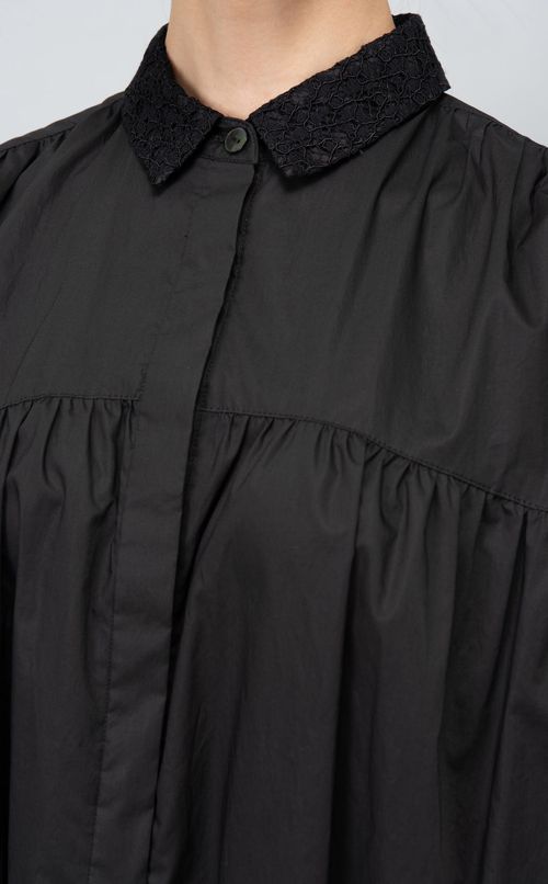 レーススリーブフレアロングブラウス