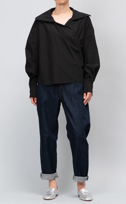 フロントタイシャツブラウス