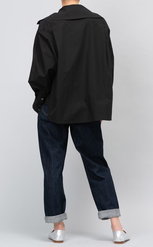 フロントタイシャツブラウス