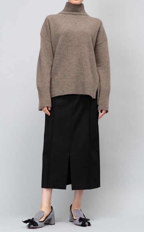 ハイネックニットプルオーバー